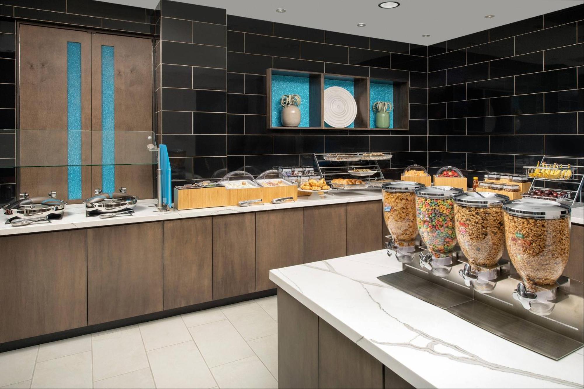 Springhill By Marriott Atlanta Perimeter Center Hotel 3*