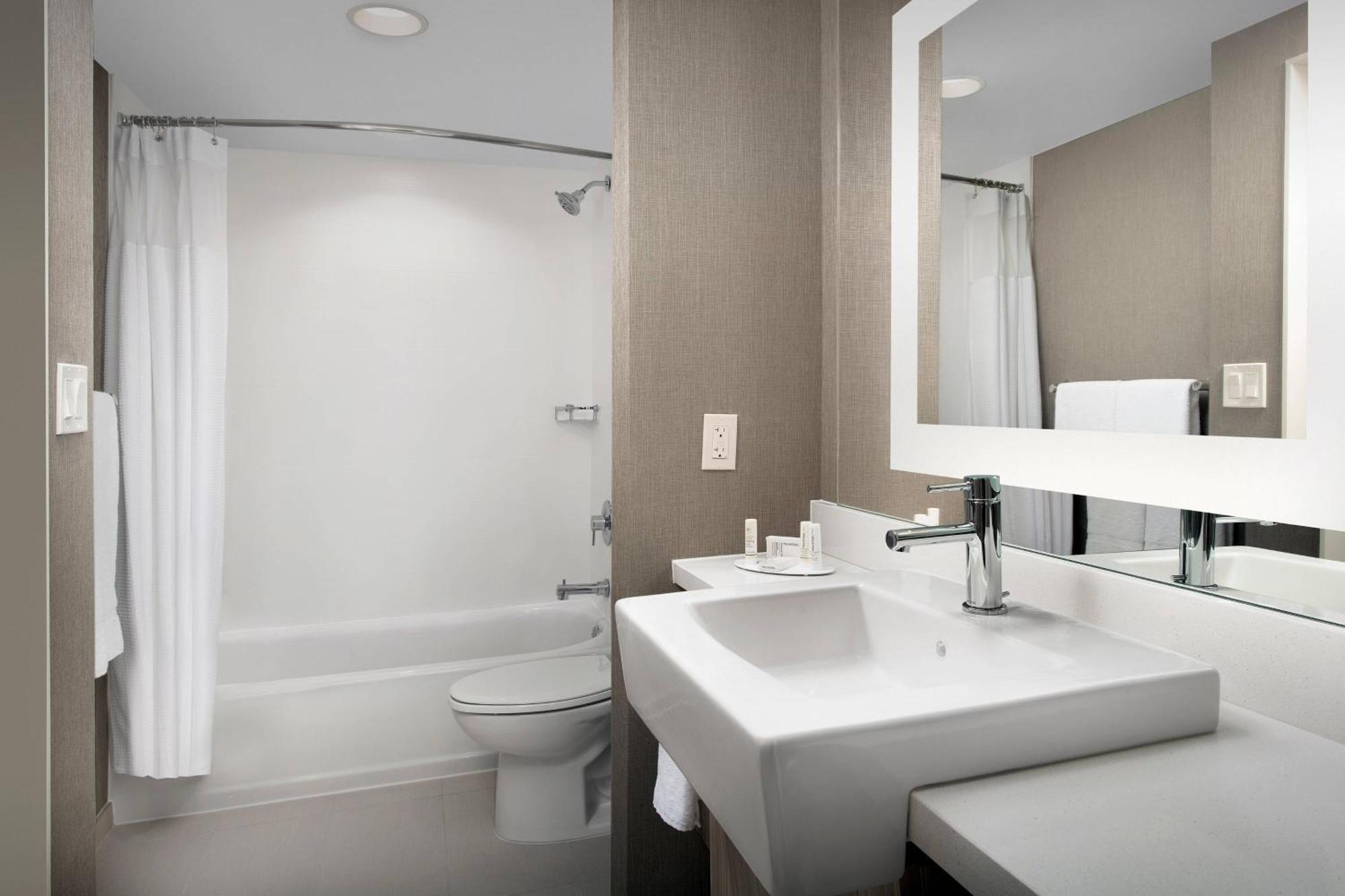 Springhill By Marriott Atlanta Perimeter Center 3* Sandy Springs