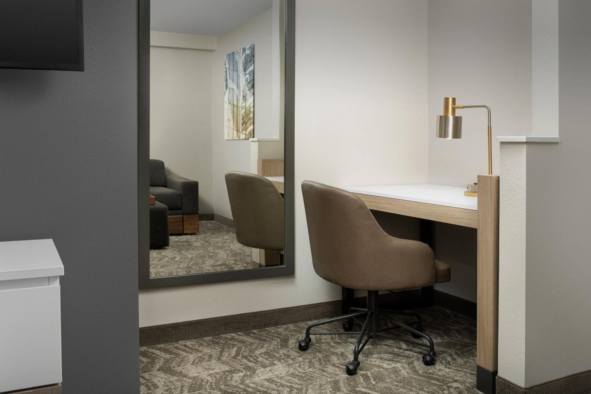 Springhill By Marriott Atlanta Perimeter Center 3*